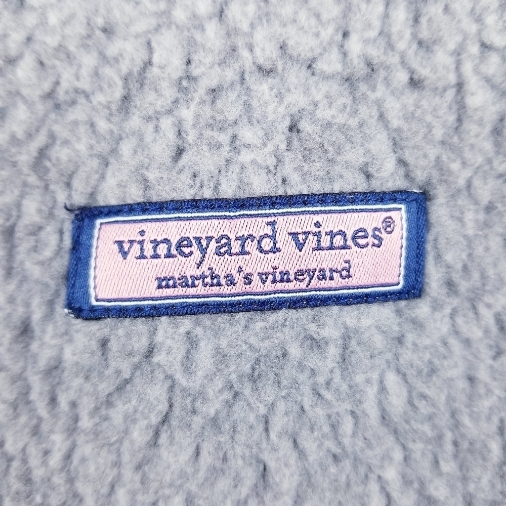 Vineyard Vines Gray Sherpa Fleece Vest size Small - Picture 7 of 8